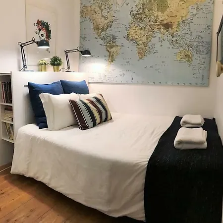 Cozy Flat Near Sao Bento Palace Apartament Lizbona